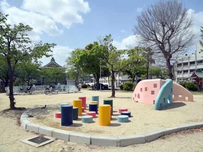 【杭全公園】徒歩9分(約700m)